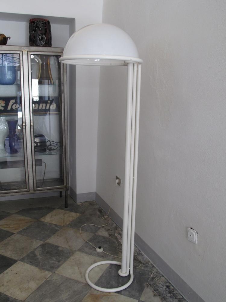 Lumenform floor lamp
