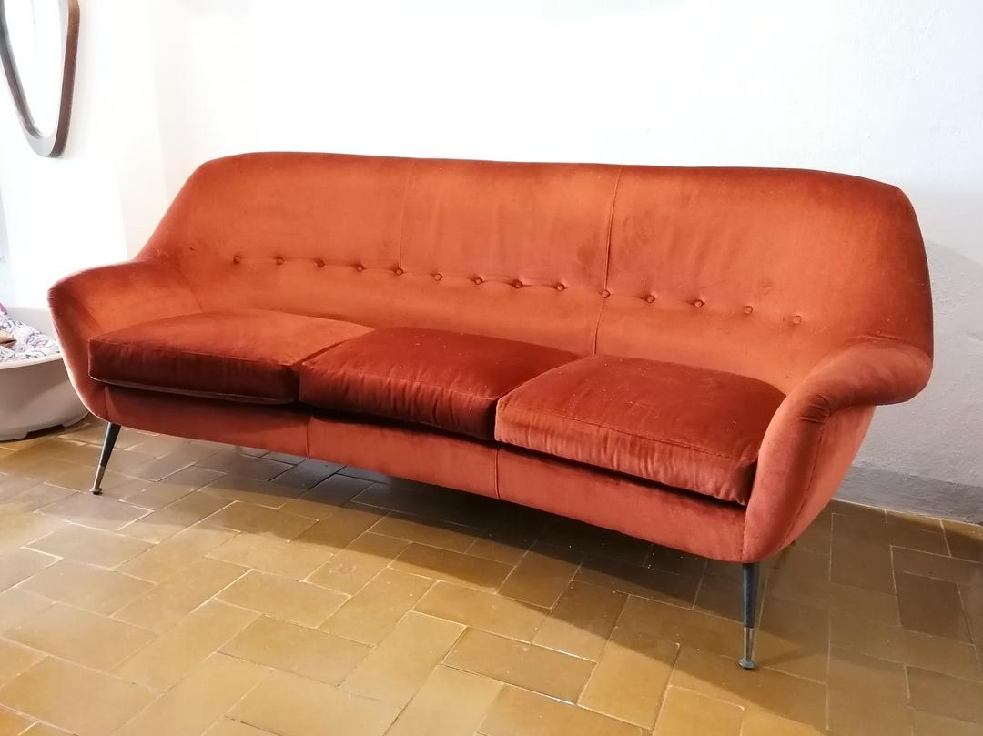 Divano curvo anni '50