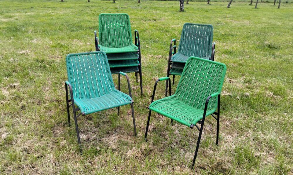 CAFÉ CHAIRS LOT GREEN
