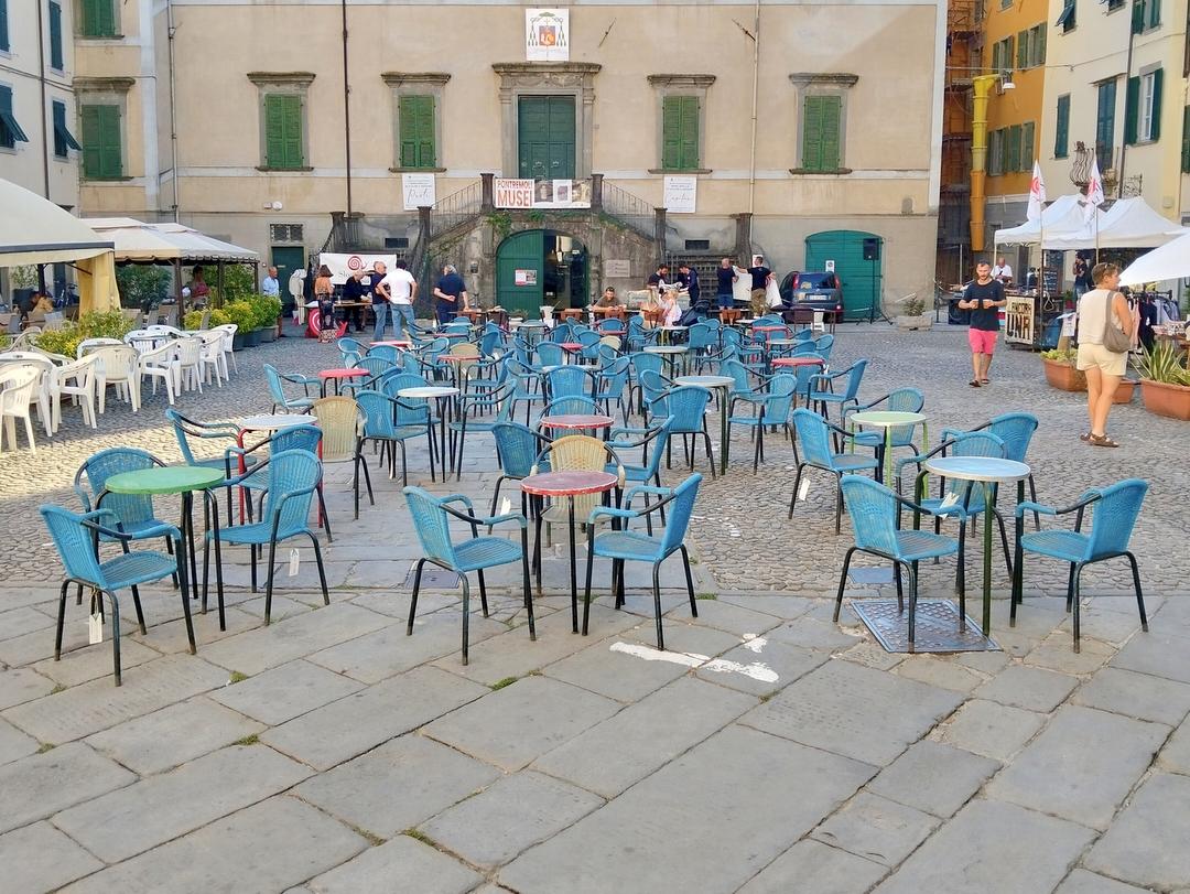 lotto 72 sedie bar azzurre anni 60