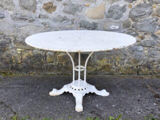GARDEN TABLE 1940s