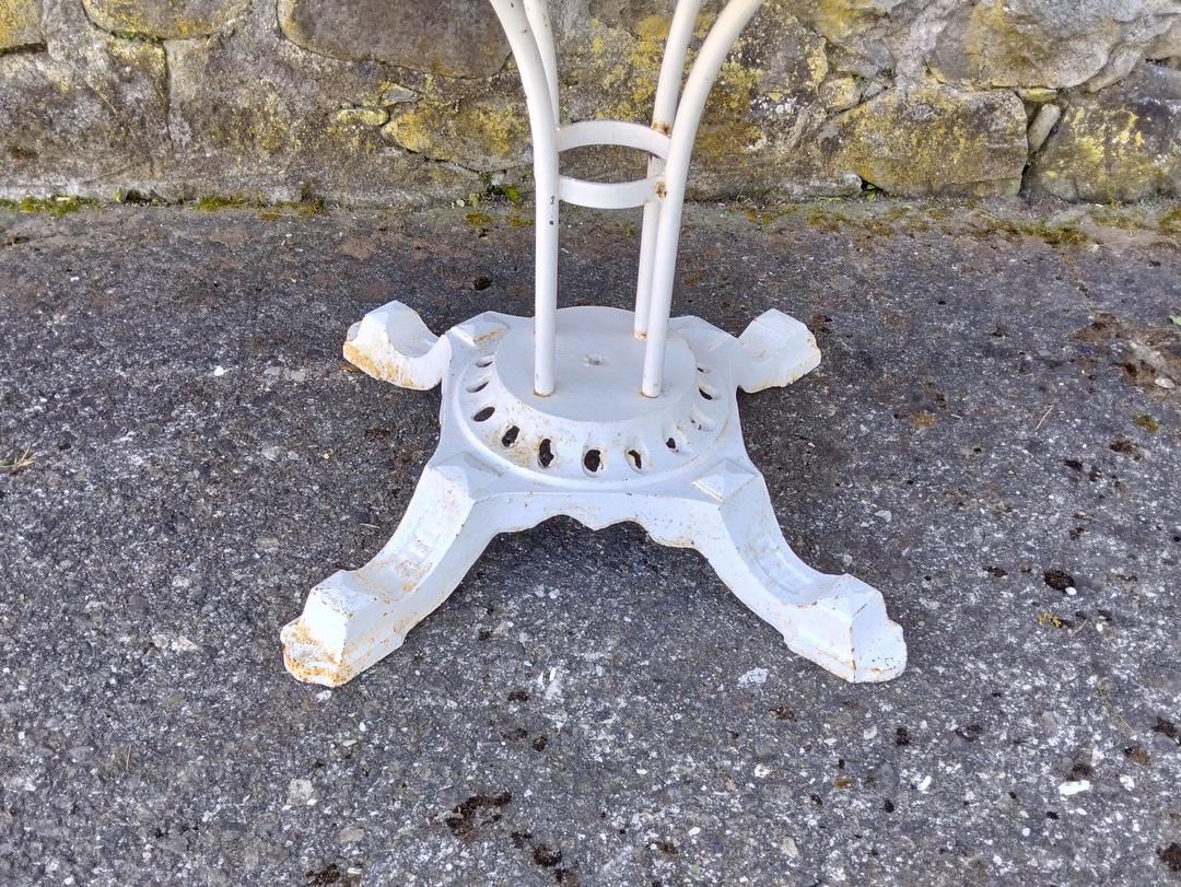 tavolo giardino Liberty