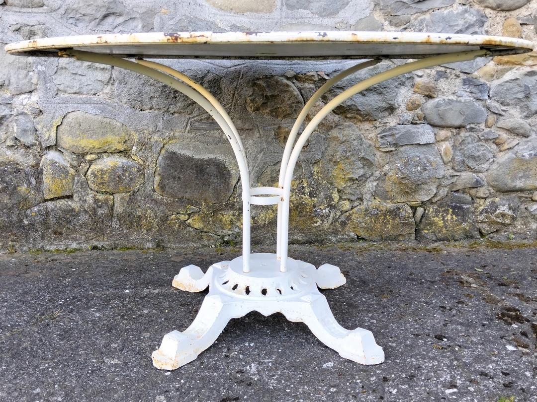 tavolo giardino Liberty